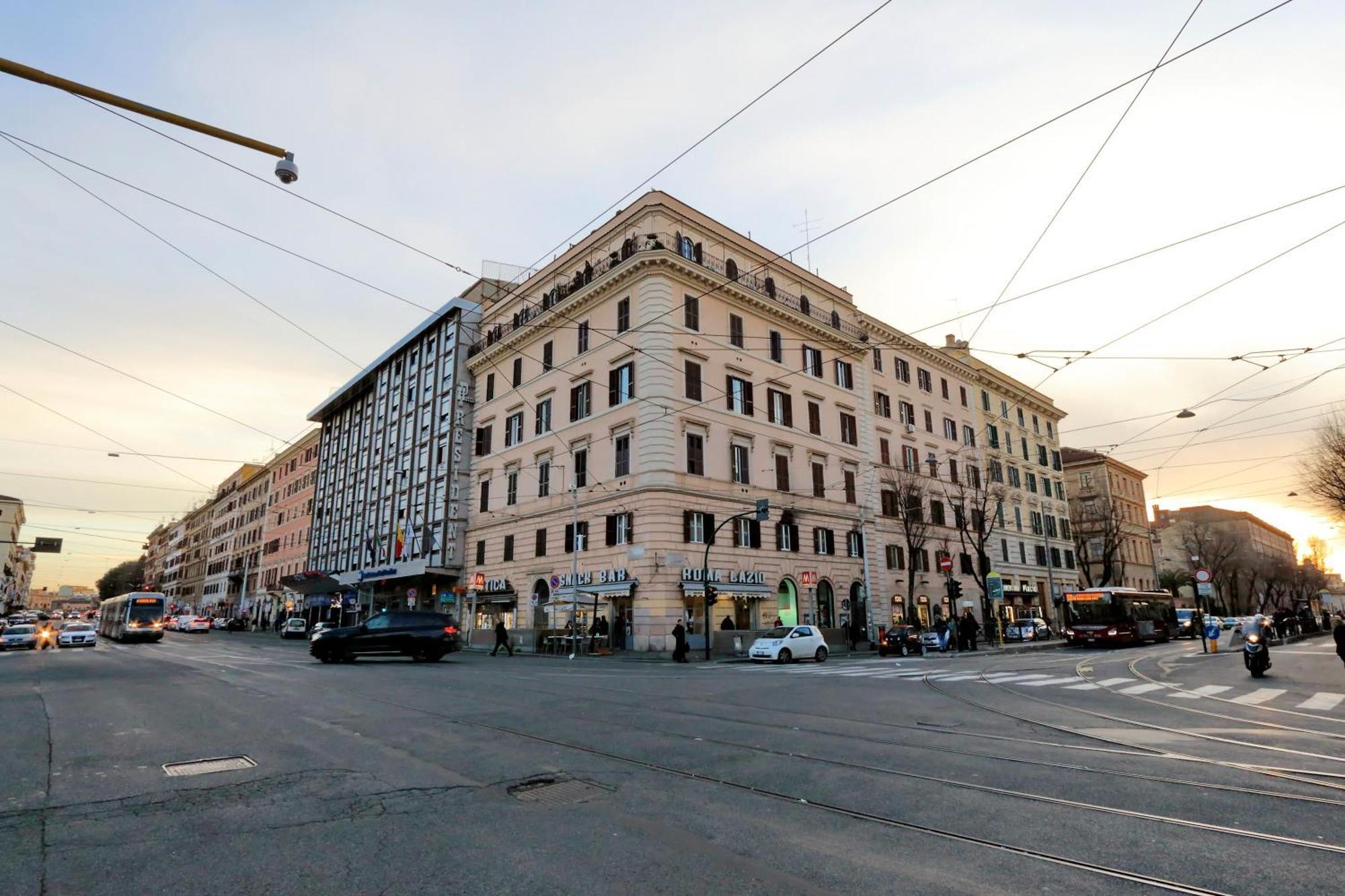Deza Cozy Place Manzoni Рим Екстериор снимка